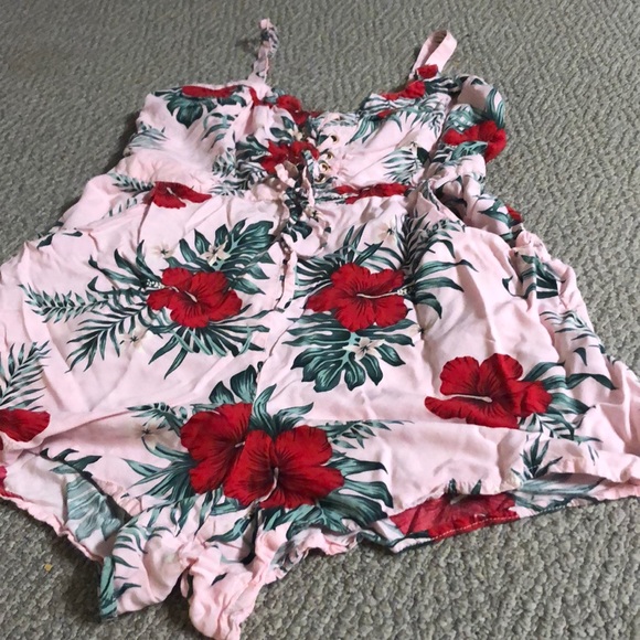 Pink floral summer jumper from GUESS - Picture 4 of 7